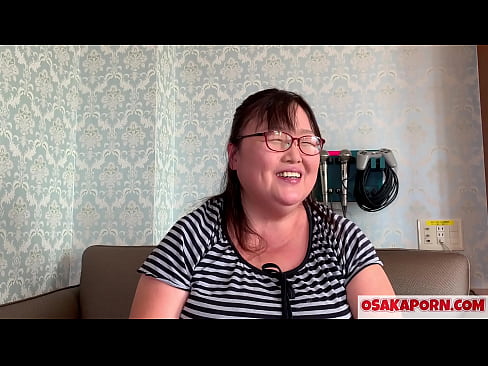❤️ Feit japönsk mamma sýnir risastóra brjósta sína og hefur gaman af kynlífsleikfangi. 51 árs gömul asísk móðir talar um kynlífsreynslu sína. Yukiko 1 OSAKAPORN feitur milf ☑ Klám fb hjá okkur is.onlydesiporn.ru